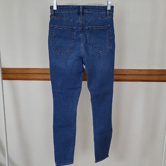 Like-new GAP Jeggings, High-rise (0, 25) - Picture 2 of 4